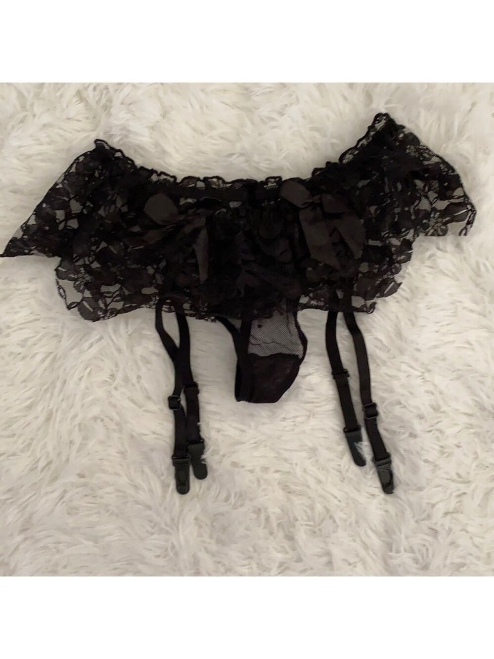 NWOT Black lace thong garter w/clips panty
